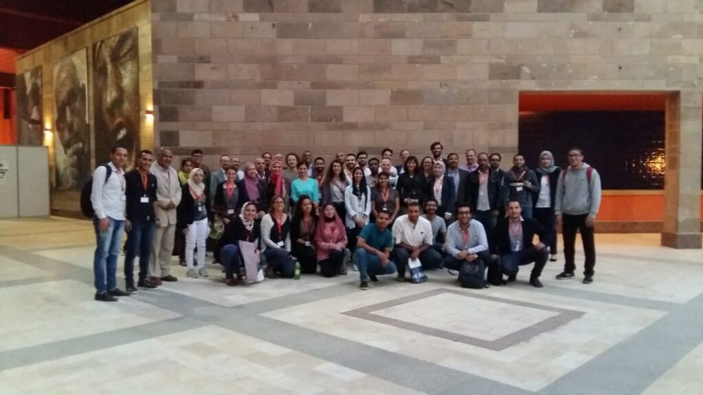 مؤتمر دولي بالجامعة الامريكية حول الطاقة الشمسية وإمدادات المياه بالريف المصري 4 scaled