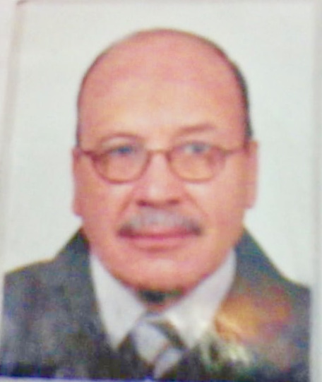 الدكتور صلاح يوسف أستاذ الأراضي والعلاقات المائية في مركز بحوث الصحراء