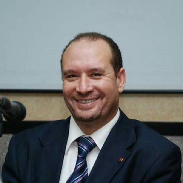 محمود عبدالسميع 1