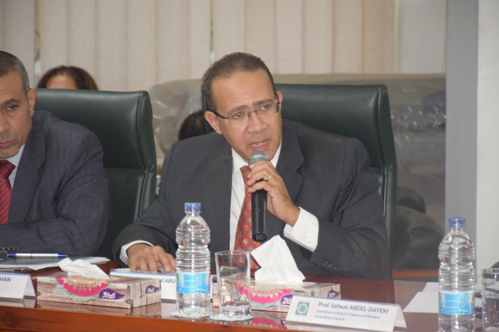 دكتور خالد أبوزيد المدير التنفيذي للشراكة المائية المصرية