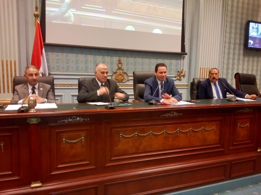 الري وهشام الحصري رئيس لجنة الزراعة والري في مجلس النواب