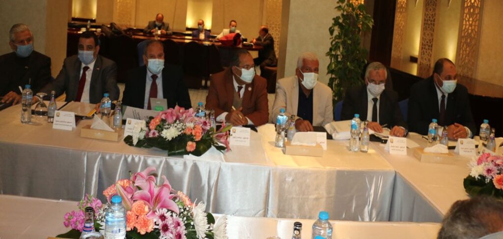 لقاء وزير الزراعة ومحافظ جنوب سيناء 8 scaled