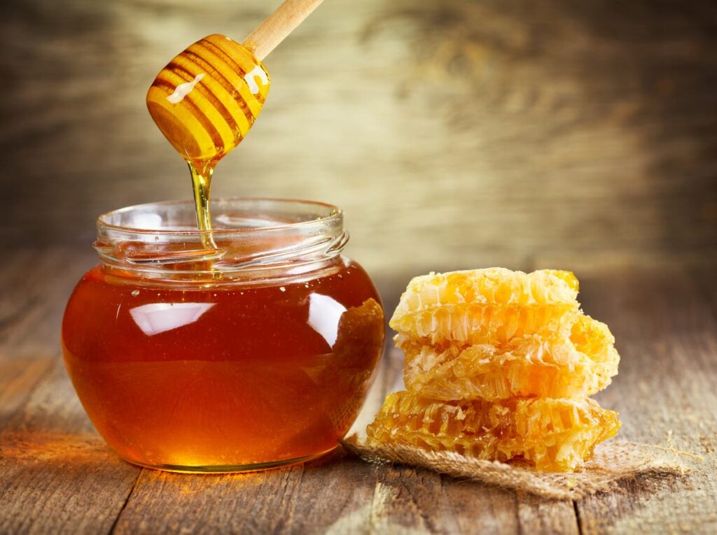 عسل النحل scaled