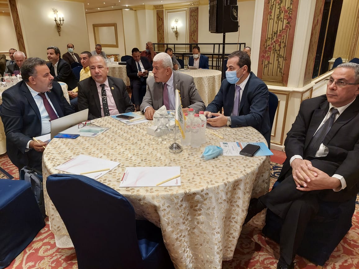 نقيب الزراعيين في مؤتمر المجلس العربي للمياه 1