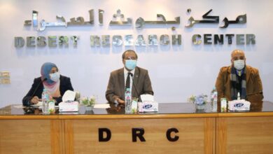 عبدالله زغلول رئيس مركز بحوث الصحراء يلتقي رؤساء الشعب البحثية بالمركز