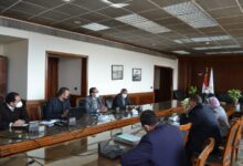 وزير الري يعقد لقاءا مع قيادات وزارة الري