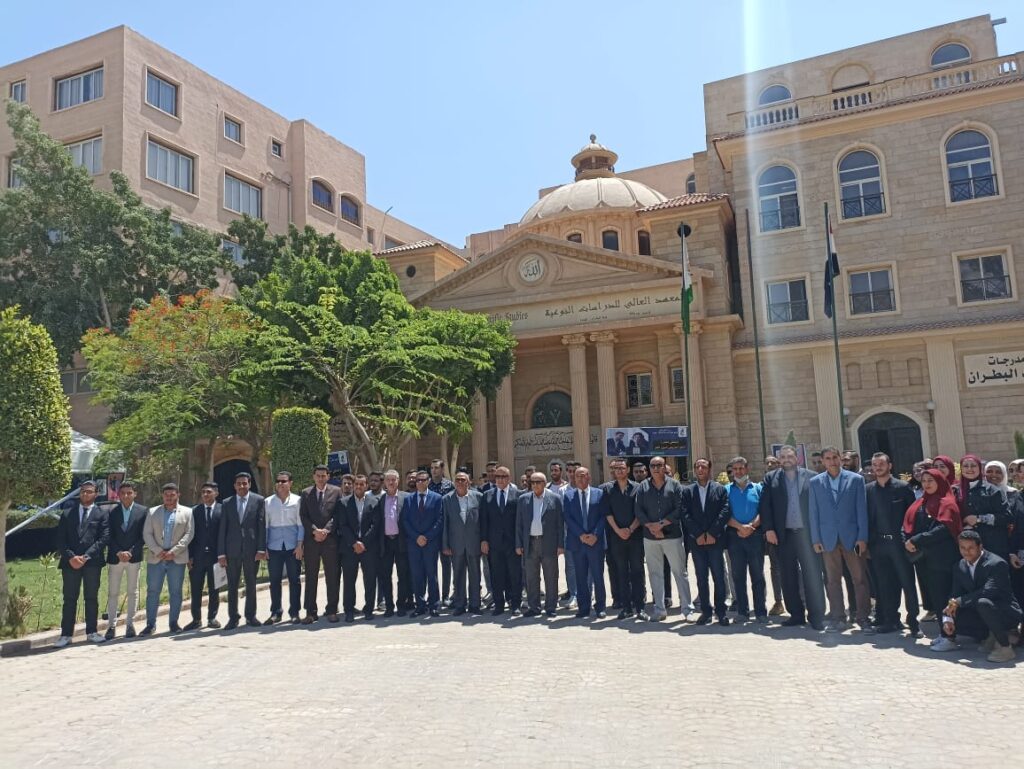 العاشر لتأهيل الخريجين لسوق العمل 4 scaled