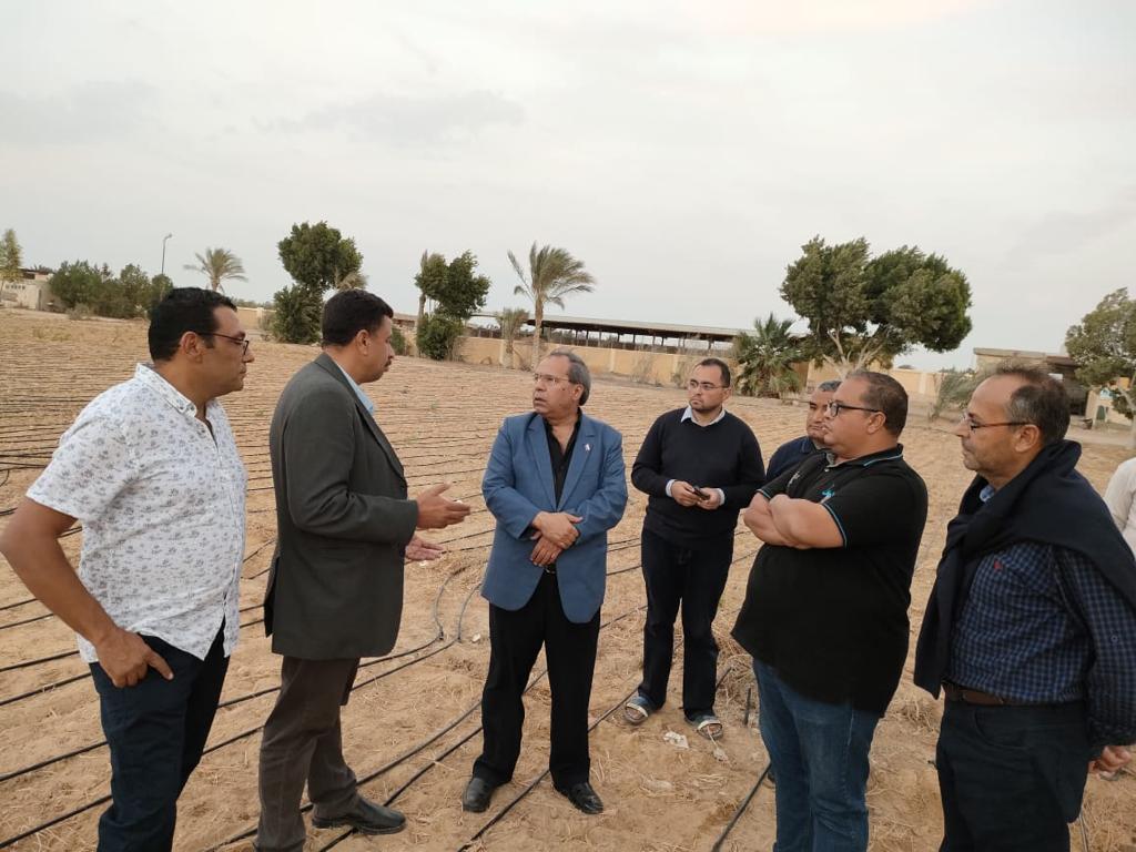 رئيس مركز بحوث الصحراء يتفقد المزارع البحثية في جنوب سيناء 5