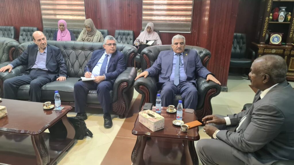 وزير الزراعة السوداني يلتقي مدير عام أكساد 1 scaled