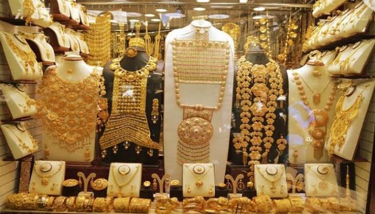 سعر الذهب اليوم في مصر عيار 21 للبيع والشراء 