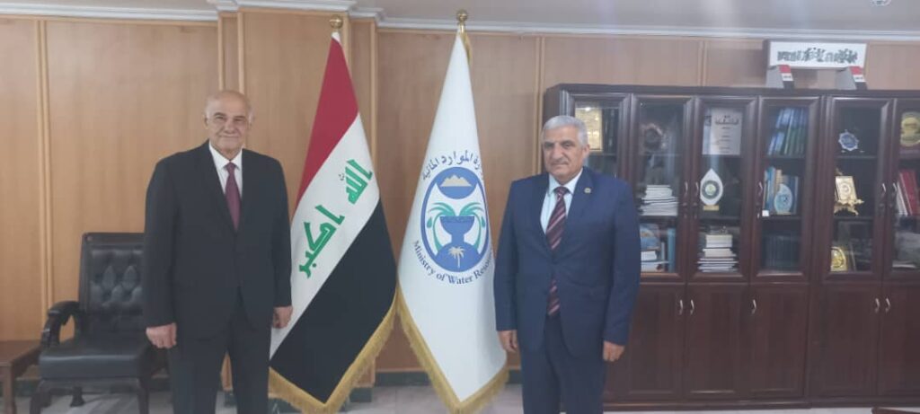 وزير الري العراقي يلتقي مدير أكساد scaled