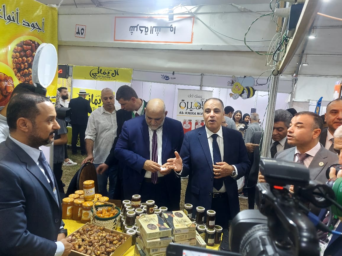 الدكتور علاء عزوز رئيس الإرشاد الزراعي في مهرجان عسل النحل المصري